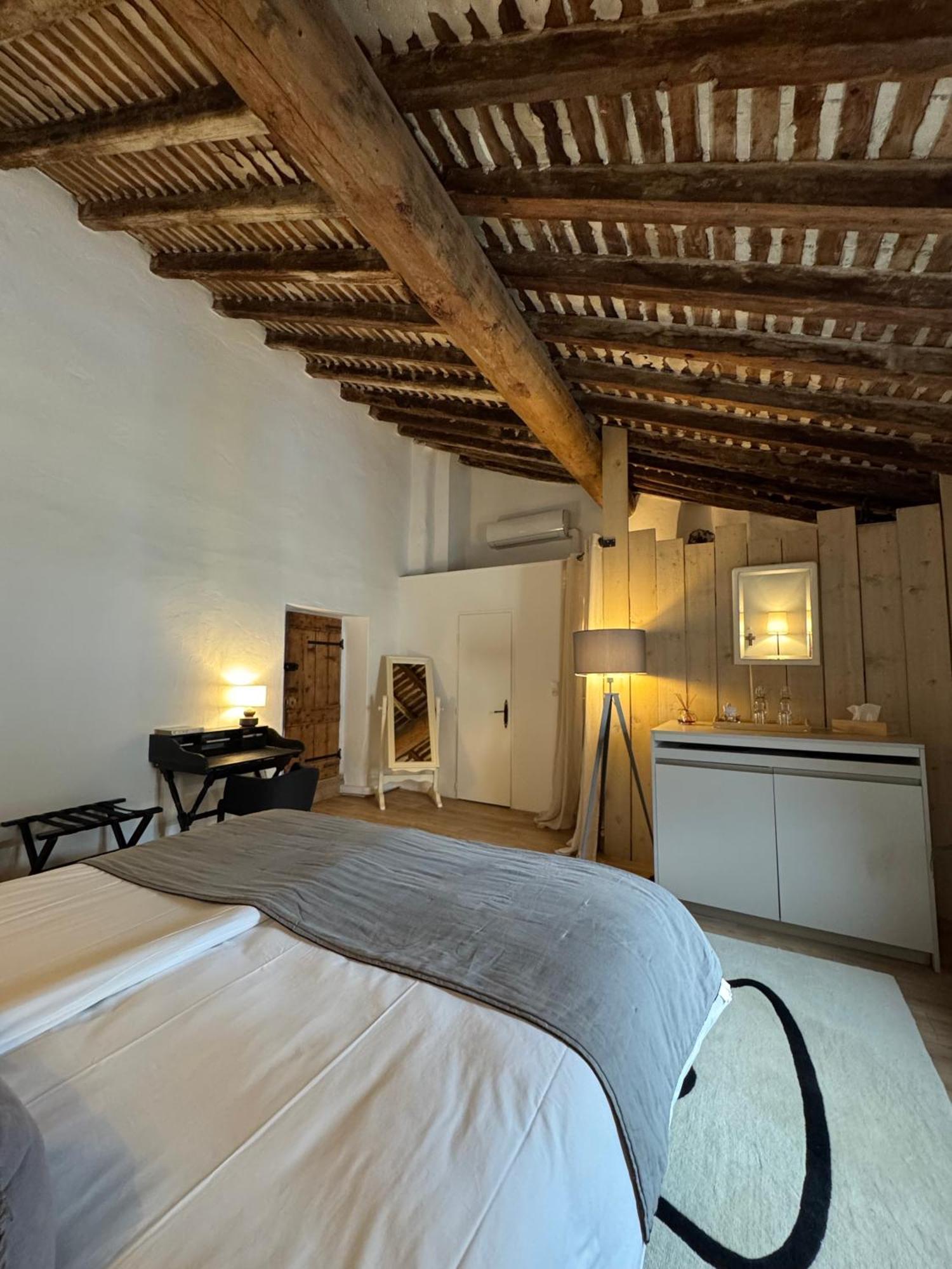 La Chapelle Sur La Sorgue Bed and Breakfast LʼIsle-sur-la-Sorgue Exteriör bild